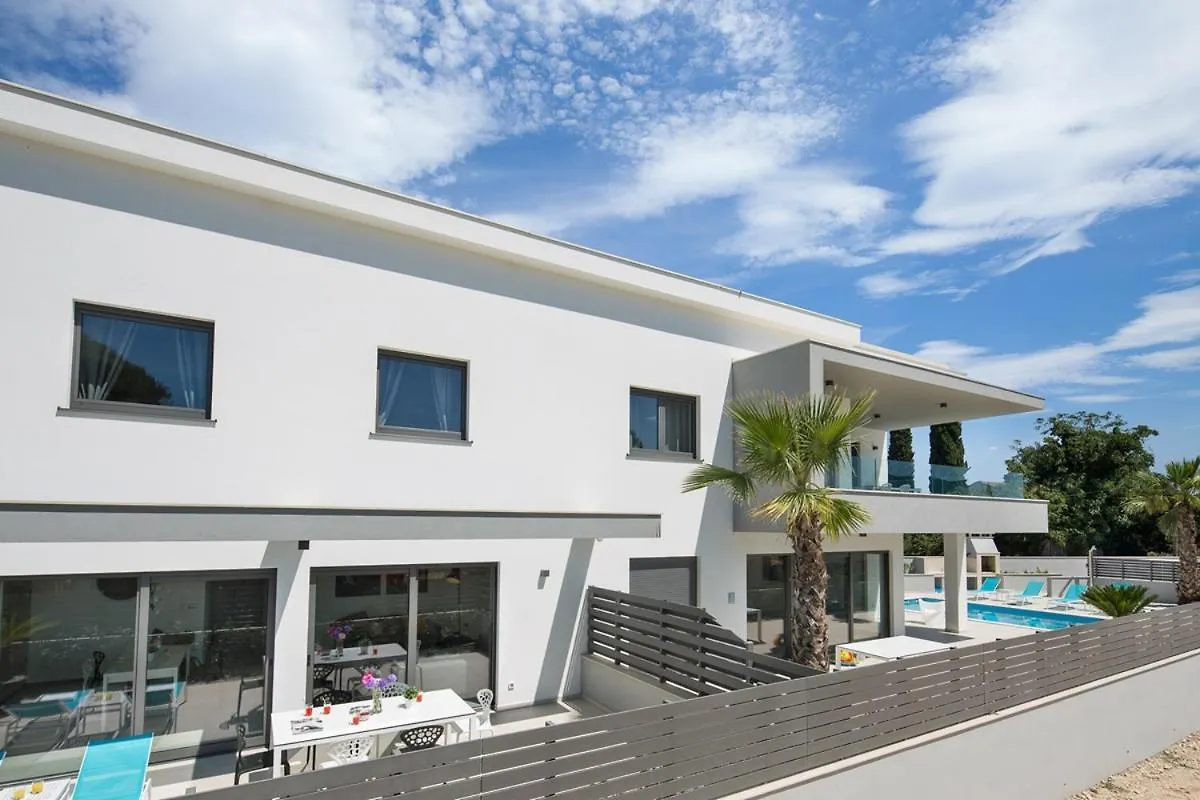 アパート Villa Fasana Fažana